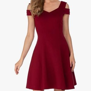Cold shoulder burgundy party dress. Great for weddings and events.